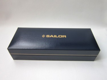 1.Sailor Promenade - boîte